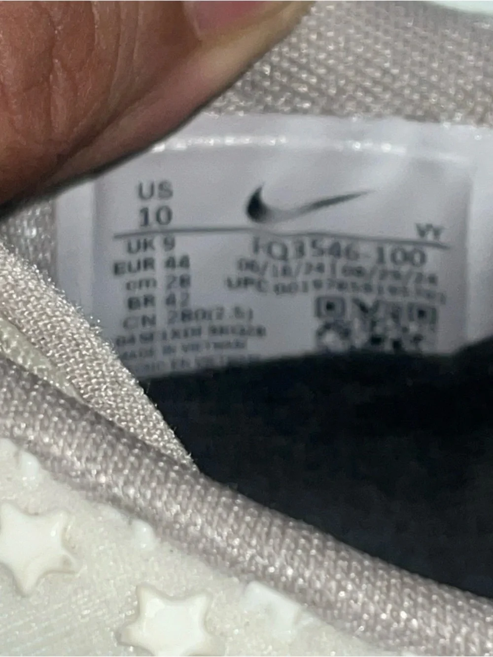 Size 10 Men’s - Nike Zoom Kobe 6 protro 